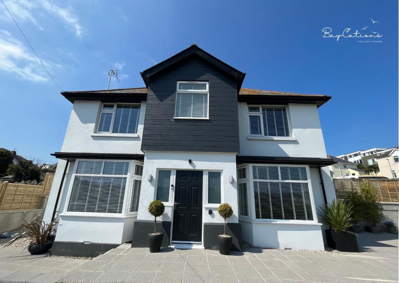 Stylish Home, Sleeps 7, Parking & Garden *